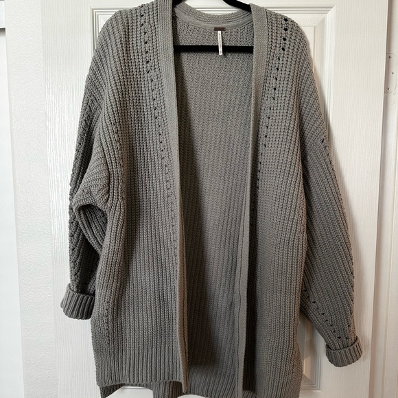Free People Oversized Sweater - Picture 1 of 3